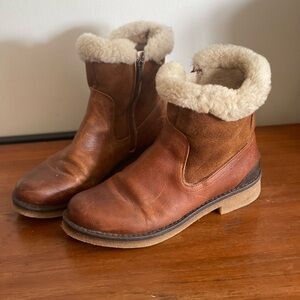 Pajar Winter Boots- Size 40. Brown Leather and Sheepskin